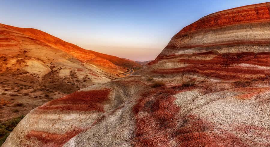 Baku: Candy Mountain, Pink Lake, Besh Barmag Dag and Mosque - Pickup, driving, and what the day feels like