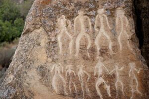 Baku Gobustan and Absheron guided tour + Free Airport Transfer - Mud Volcanoes: the rare natural spectacle and a smart bottle tip