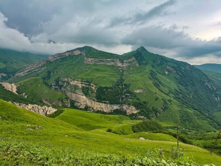 Baku: Guba, Shahdag, Laza waterfall - Five Fingers to Candy Cane Mountains: the photo stops that tell a story