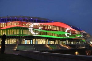 Baku Lights Night Tour with Hotel Pickup - Highland Park Photo Stop: Skyline and Caspian Views in Motion