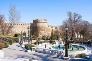 Baku Walking Tour (Old City) - Qız Qalası Meeting Point: Start Right Where the Story Begins