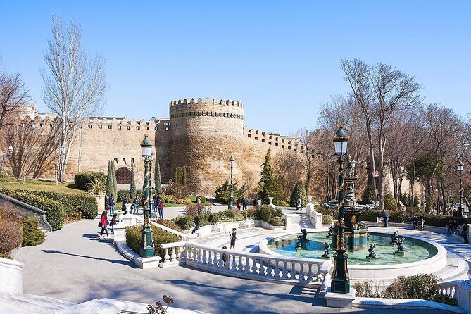 Baku Walking Tour (Old City) - Qız Qalası Meeting Point: Start Right Where the Story Begins