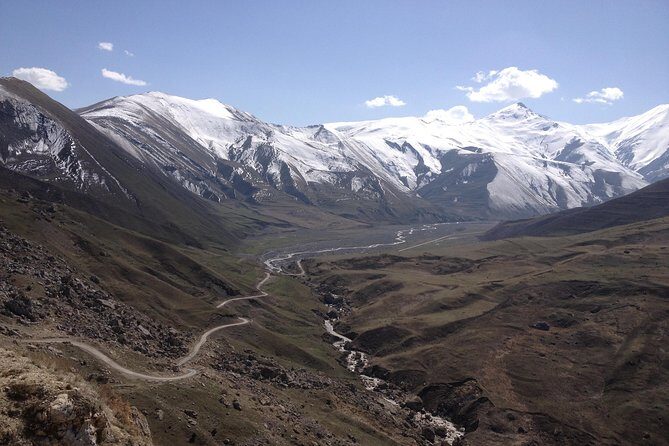 Day Trip to Khinalug, Guba - The long mountain drive: where the guide earns their keep