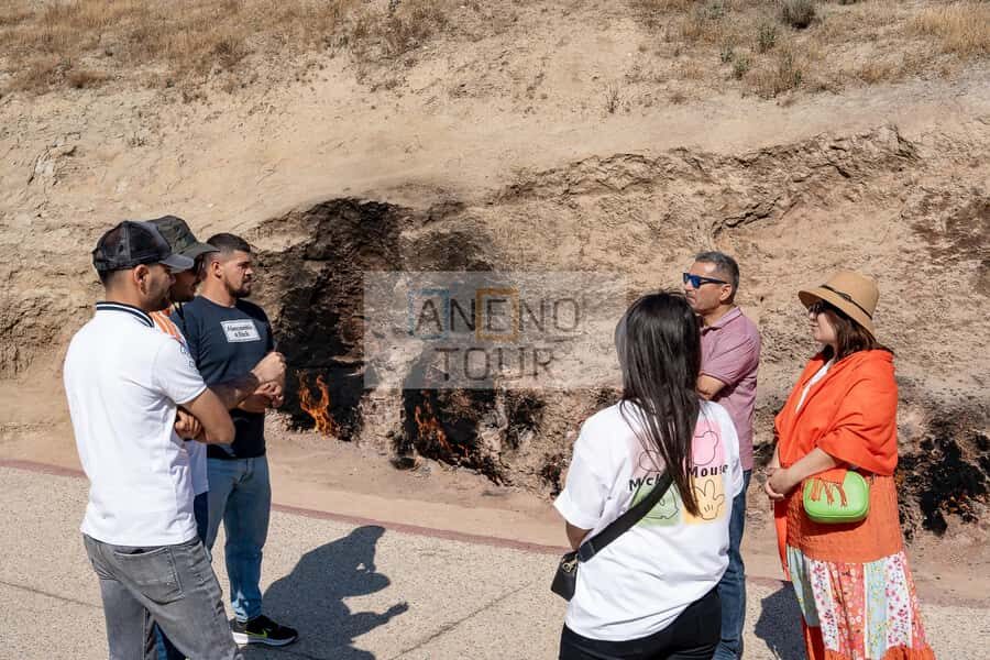 From Bakü: Sightseeing - Ateshgah - Yanardag - Gobustan - Entering Ateshgah Fire Temple: pentagonal pilgrimage and surviving devotion