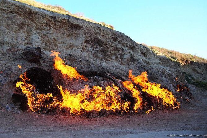 Gobustan and Absheron Private Tour - Yanar Dag: the burning mountain in a neat, time-boxed stop