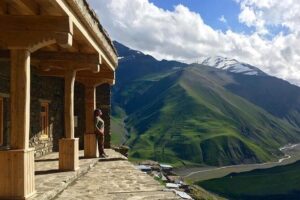 Guba Khinalug & Candy Cane Mountains tour (by Old City Tours) - Beshbarmag Dag (Five-Fingered Mountain): classic shape, short time
