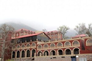 Shamakhi-Gabala-Sheki Group Tour (2 Days / 1 Night) - Day 2: Shebeke palace glass, Kish’s ancient church, and Sheki’s shop-and-soup rhythm